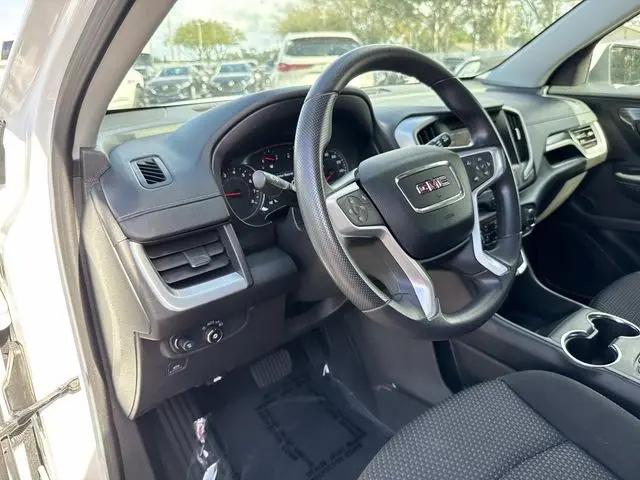 2024 GMC Terrain FWD SLE