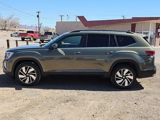2026 Volkswagen Atlas SE with Technology
