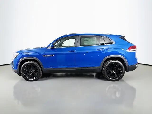 2026 Volkswagen Atlas Cross Sport SE with Technology
