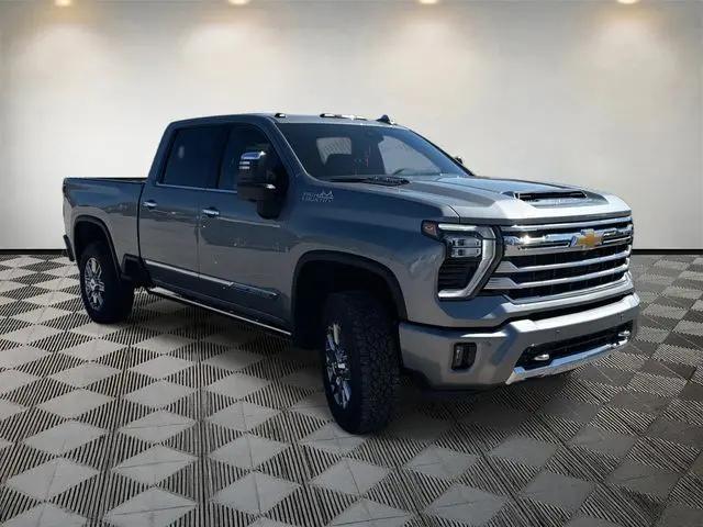 2026 Chevrolet Silverado 2500HD Crew Cab, Standard Bed, High Country, 4WD