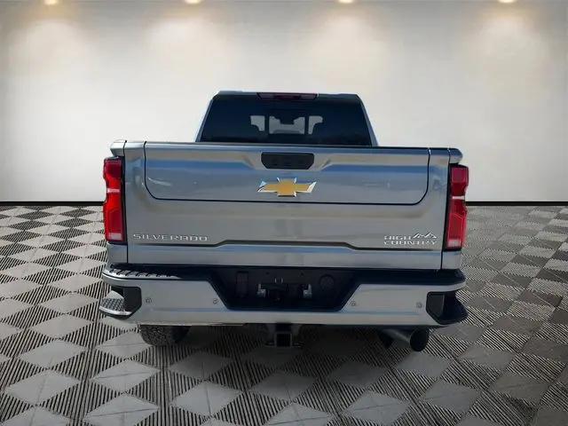 2026 Chevrolet Silverado 2500HD Crew Cab, Standard Bed, High Country, 4WD