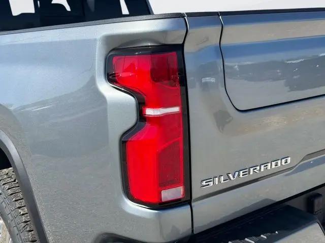 2026 Chevrolet Silverado 2500HD Crew Cab, Standard Bed, High Country, 4WD