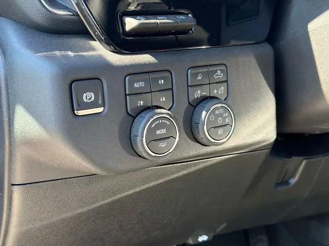 2026 Chevrolet Silverado 2500HD Crew Cab, Standard Bed, High Country, 4WD