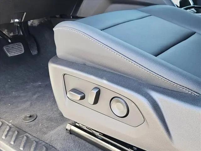 2026 Chevrolet Colorado LT, RWD