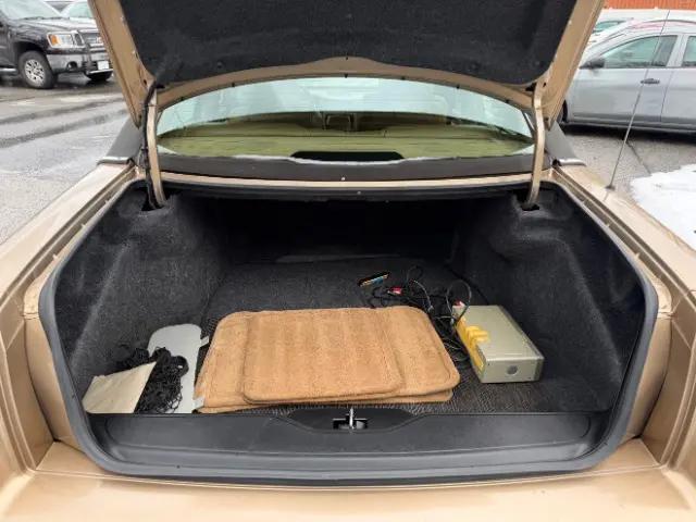 1998 Cadillac DeVille Standard