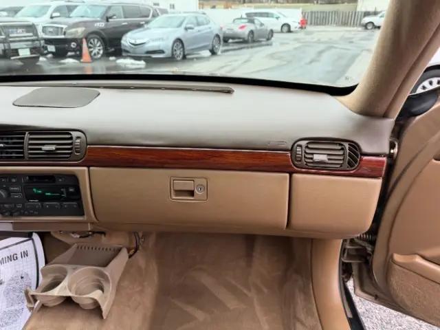 1998 Cadillac DeVille Standard