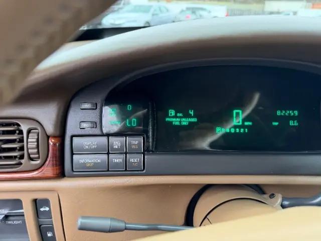 1998 Cadillac DeVille Standard