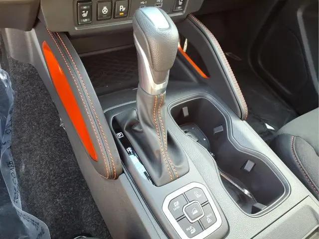 2026 Nissan Frontier Crew Cab PRO-4X 4x4