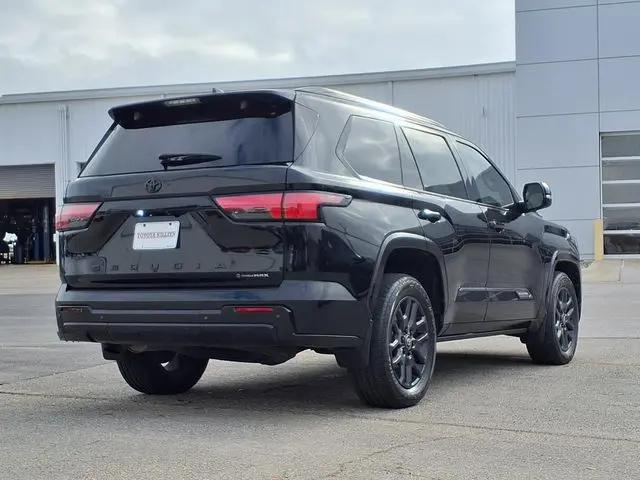 2025 Toyota Sequoia Platinum