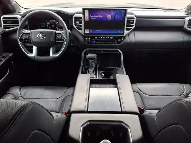 2025 Toyota Sequoia Platinum