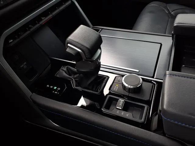 2025 Toyota Sequoia Platinum