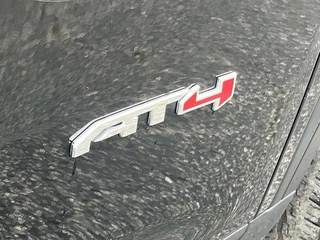 2024 GMC Acadia AWD AT4