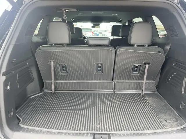 2024 GMC Acadia AWD AT4
