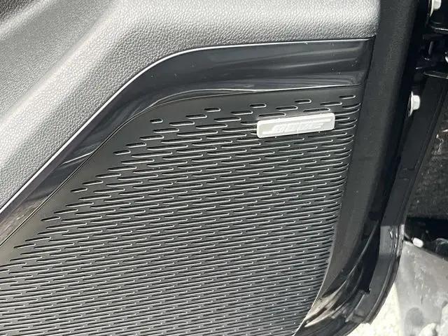 2024 GMC Acadia AWD AT4
