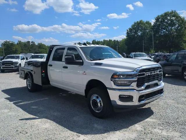 2026 Ram 3500 Tradesman/Big Horn