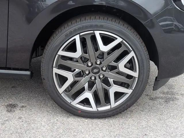 2026 Ford Expedition Max Platinum MAX
