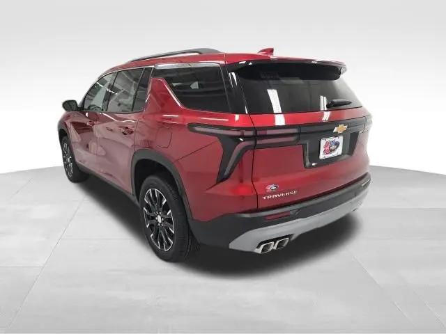 2026 Chevrolet Traverse FWD LT