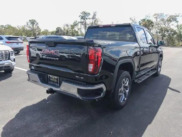 2026 GMC Sierra 1500 Crew Cab, Short Bed, SLE, 4WD