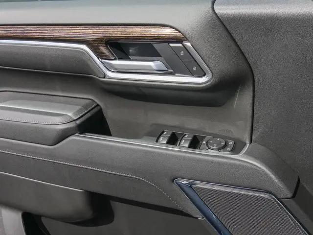2026 GMC Sierra 1500 Crew Cab, Short Bed, SLE, 4WD
