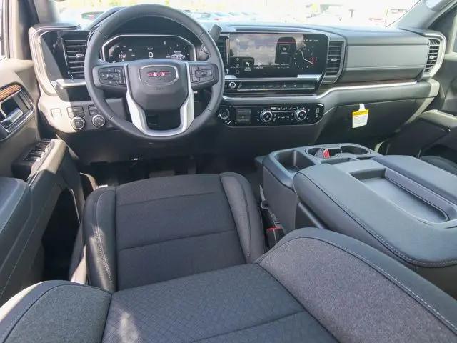 2026 GMC Sierra 1500 Crew Cab, Short Bed, SLE, 4WD