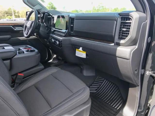 2026 GMC Sierra 1500 Crew Cab, Short Bed, SLE, 4WD