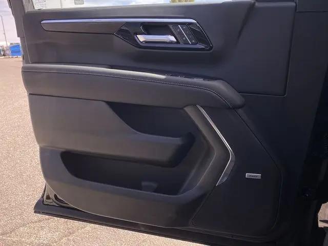 2026 Chevrolet Suburban Premier, RWD