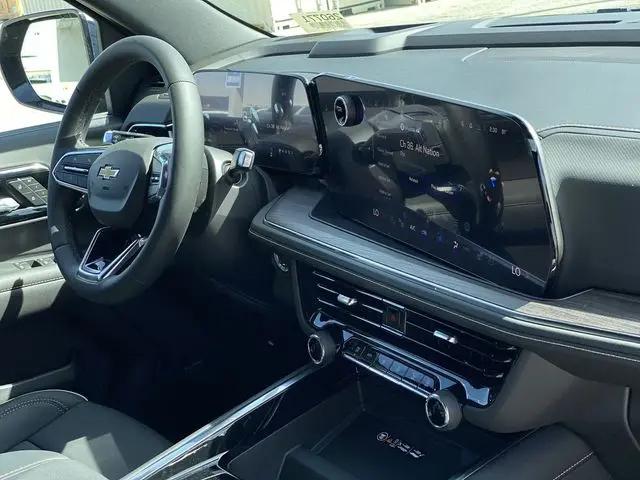 2026 Chevrolet Suburban Premier, RWD