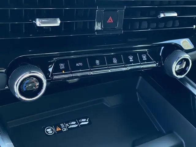 2026 Chevrolet Suburban Premier, RWD