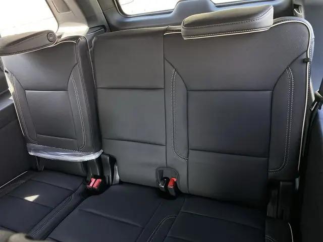 2026 Chevrolet Suburban Premier, RWD