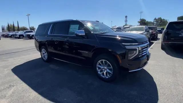 2026 Chevrolet Suburban Premier, RWD