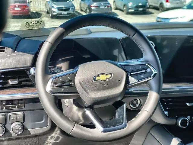 2026 Chevrolet Suburban Premier, RWD
