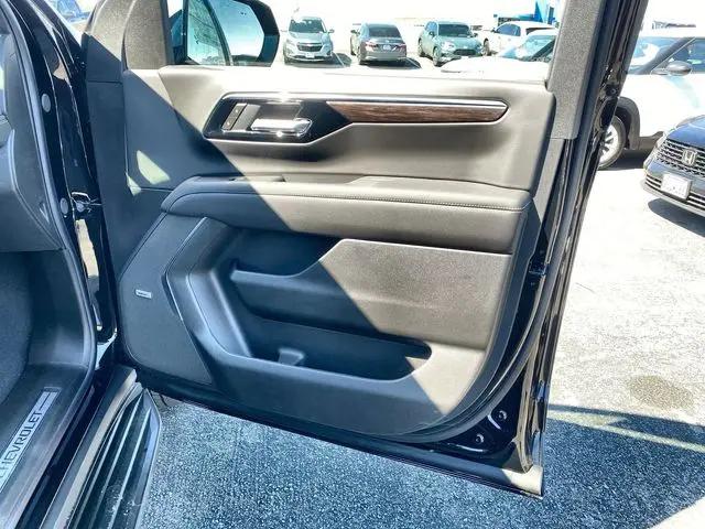 2026 Chevrolet Suburban Premier, RWD