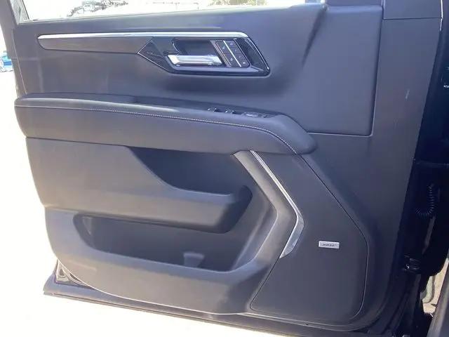 2026 Chevrolet Suburban Premier, RWD