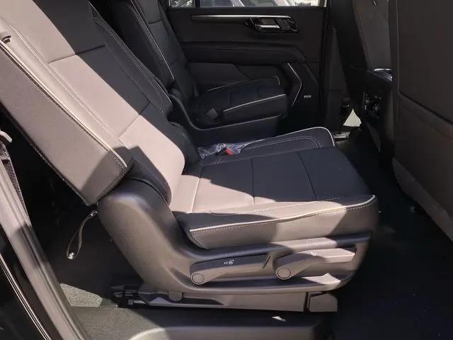 2026 Chevrolet Suburban Premier, RWD
