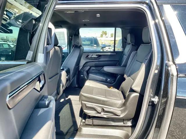 2026 Chevrolet Suburban Premier, RWD