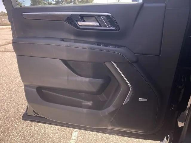 2026 Chevrolet Suburban Premier, RWD