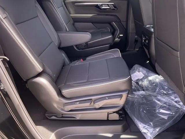 2026 Chevrolet Suburban Premier, RWD