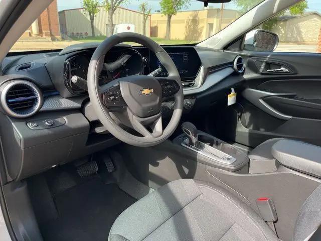 2026 Chevrolet Trax FWD LS