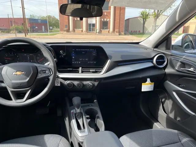 2026 Chevrolet Trax FWD LS