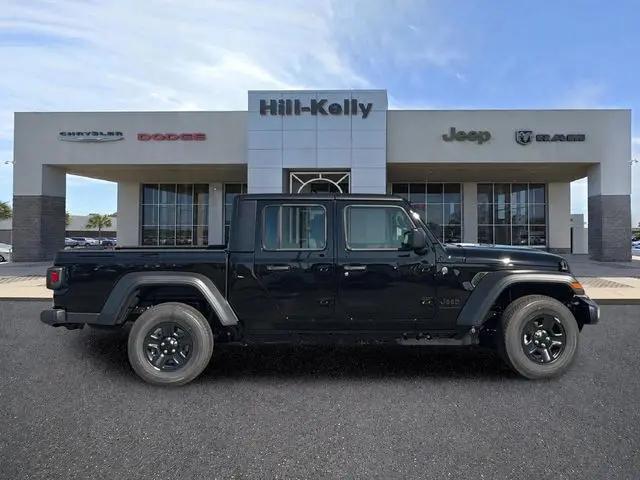 2026 Jeep Gladiator Sport