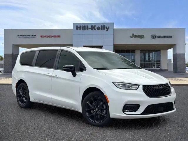 2026 Chrysler Pacifica Select AWD for sale in Pensacola, FL