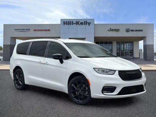 2026 Chrysler Pacifica Select AWD for sale in Pensacola, FL
