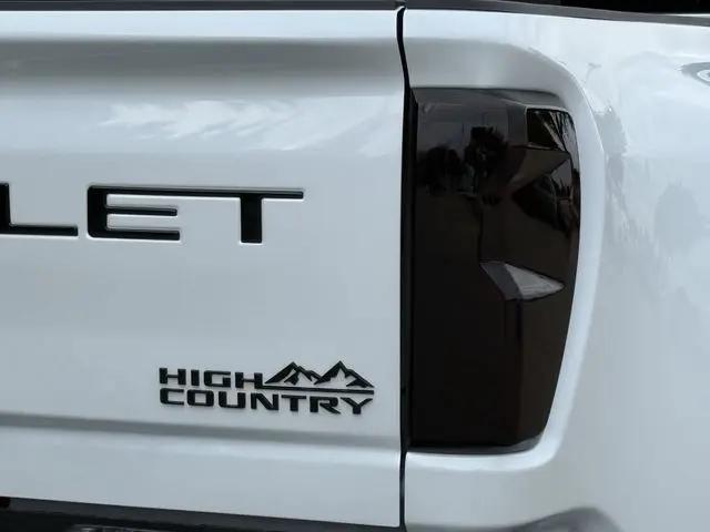 2026 Chevrolet Silverado 3500HD Crew Cab, Long Bed, High Country Dual Rear Wheel, RWD