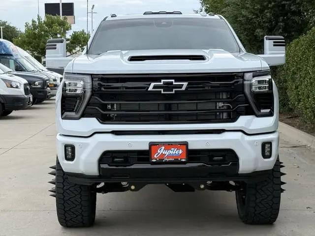 2026 Chevrolet Silverado 3500HD Crew Cab, Long Bed, High Country Dual Rear Wheel, RWD