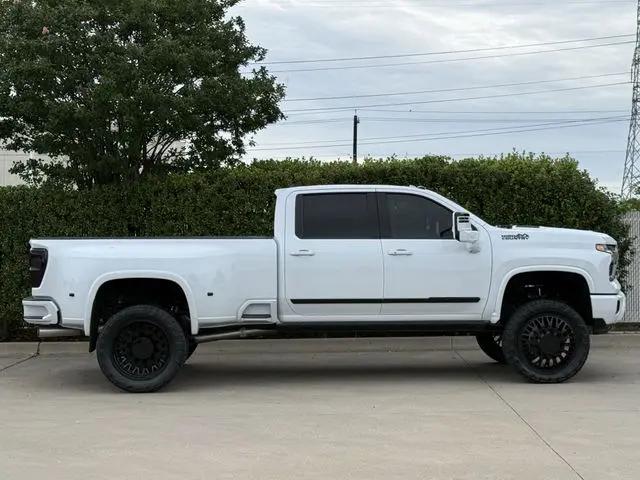 2026 Chevrolet Silverado 3500HD Crew Cab, Long Bed, High Country Dual Rear Wheel, RWD