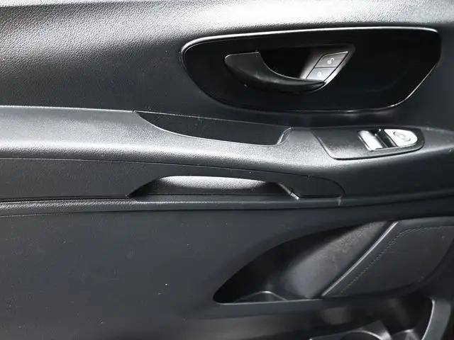 2020 Mercedes-Benz Metris Standard