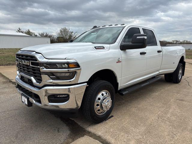 2026 Ram 3500 Tradesman Crew Cab 4x4 8' Box