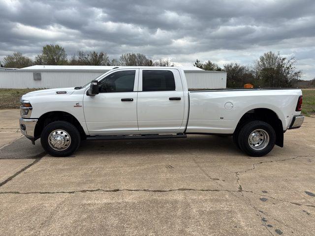 2026 Ram 3500 Tradesman Crew Cab 4x4 8' Box
