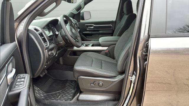 2026 Ram 1500 Lone Star Crew Cab 4x4 5'7" Box