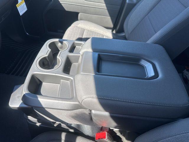 2026 GMC Sierra 2500HD Crew Cab, Standard Bed, SLE, 4WD